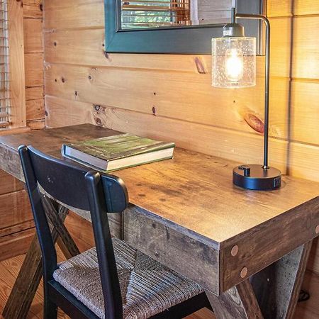 Cherry Log Summit Cabin By Bk Stays - Family Friendly - Playground - Game Room - Jacuzzi - Amazing Mountain Views Exterior photo