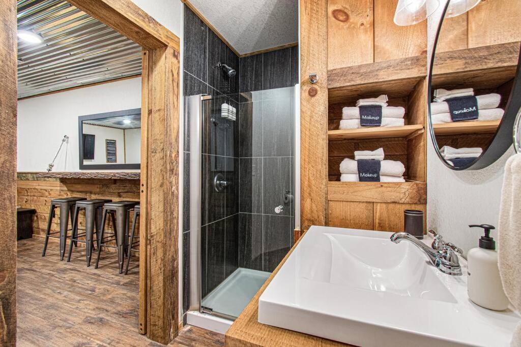 Cherry Log Summit Cabin By Bk Stays - Family Friendly - Playground - Game Room - Jacuzzi - Amazing Mountain Views Exterior photo